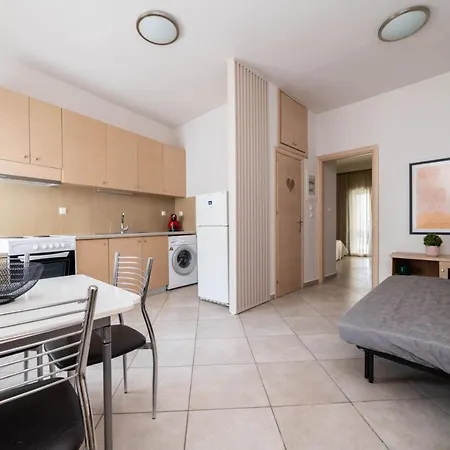 Elena 4 Apartament
