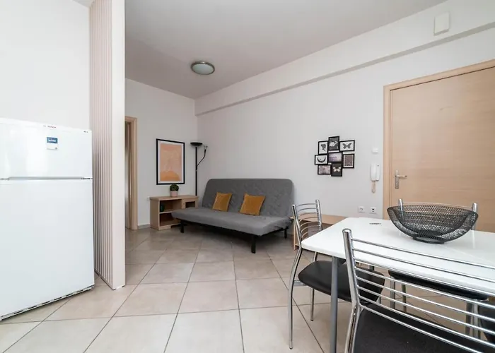 Appartement Elena 4 *